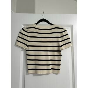 Women’s Comfy Stripped Basic Tee. 
Size Small